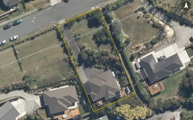 27 Percy Kinsman Crescent