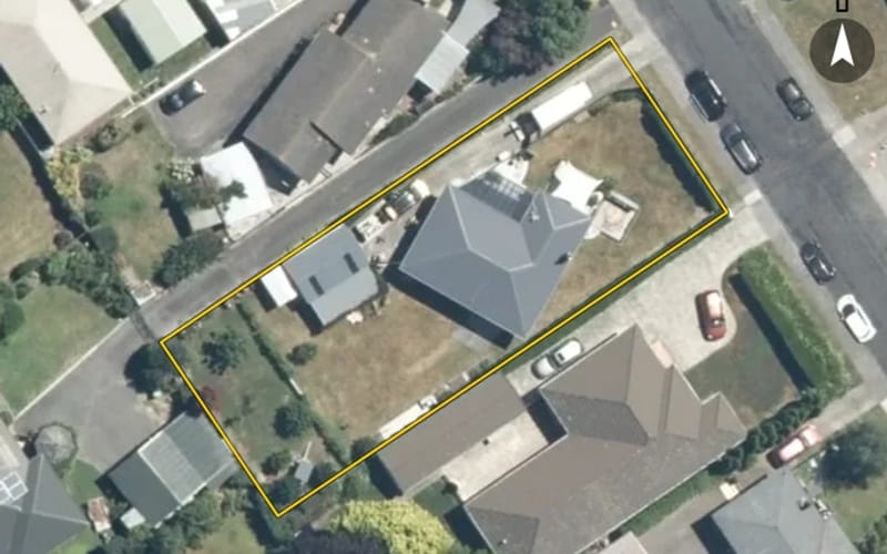 805 Maitland Crescent