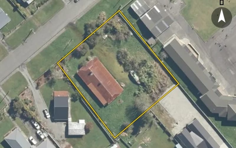 52 Omapere Street