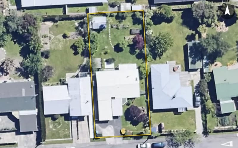 6 Belvue Crescent