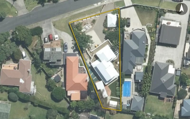 15 Braemar Road