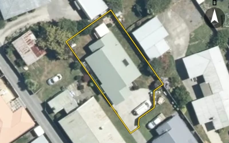 1420A Karamu Road North