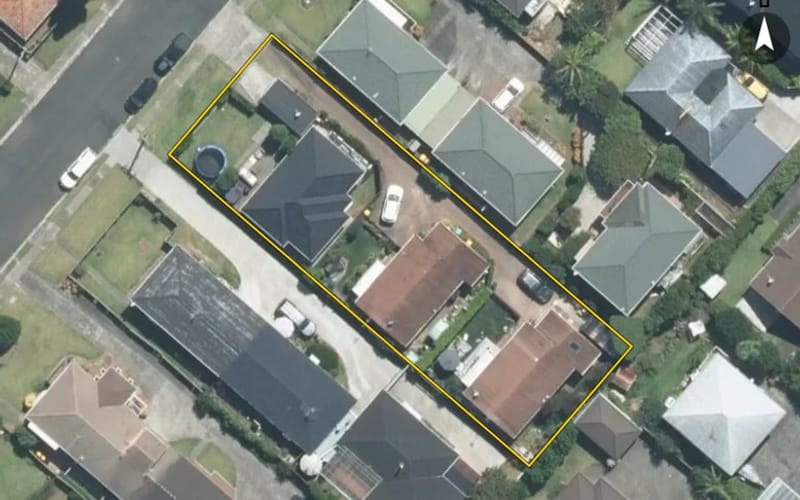 3/4 Trafalgar Road