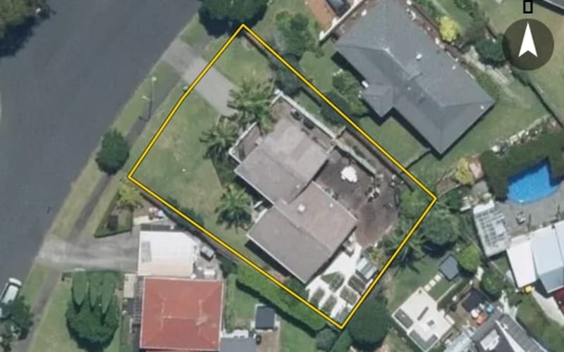 15 Pyatt Crescent