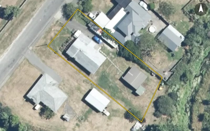 60 Old Main Road