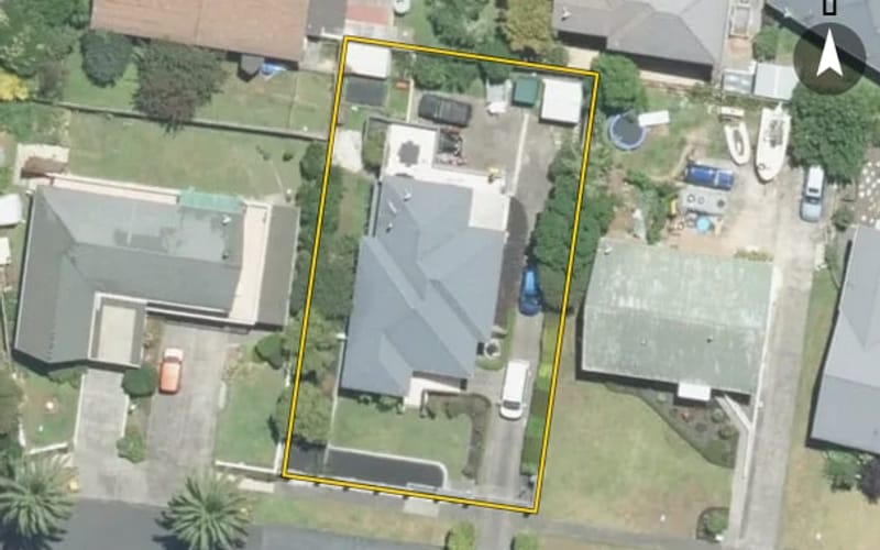 15 Hamlet Place