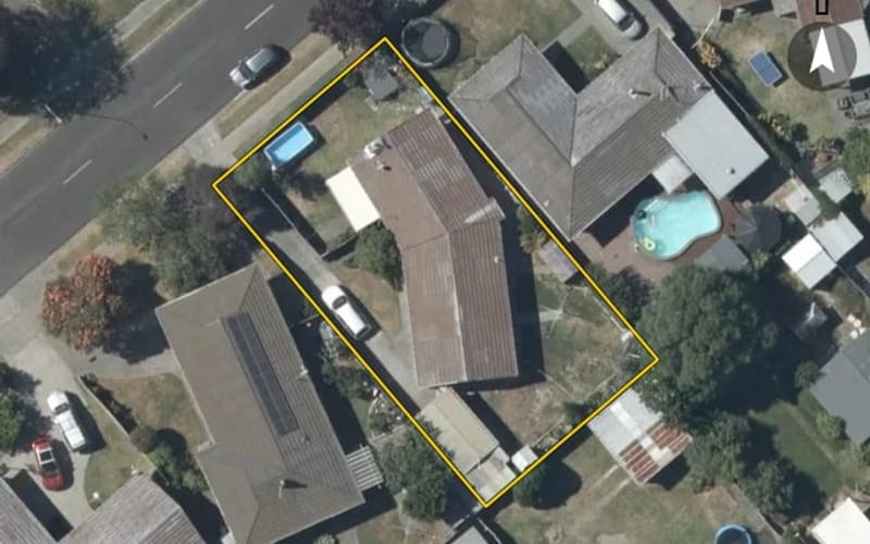 42 Upham Crescent