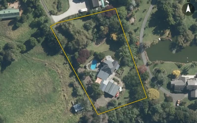 5 Whangaparaoa Road