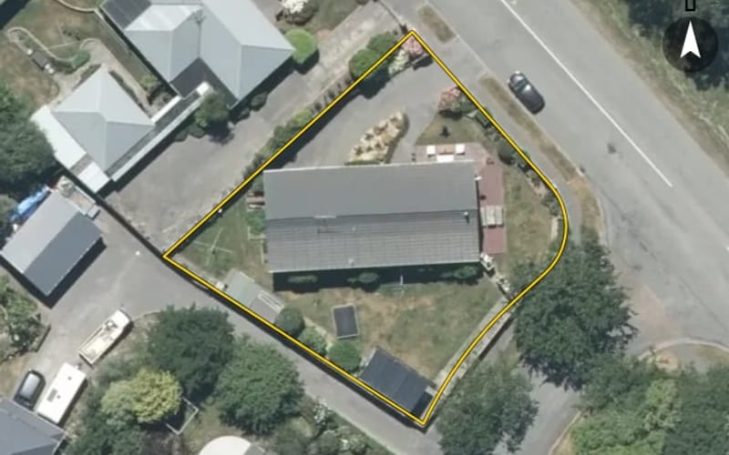 221 Middle Road