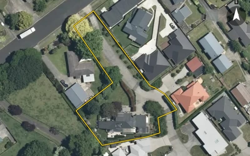 24 River View Road