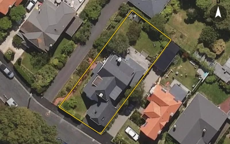 19 Tolcarne Avenue