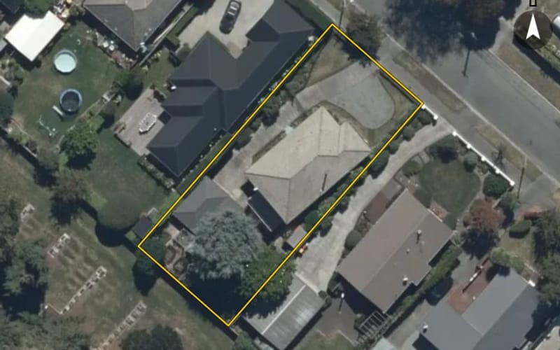 15 Gregan Crescent