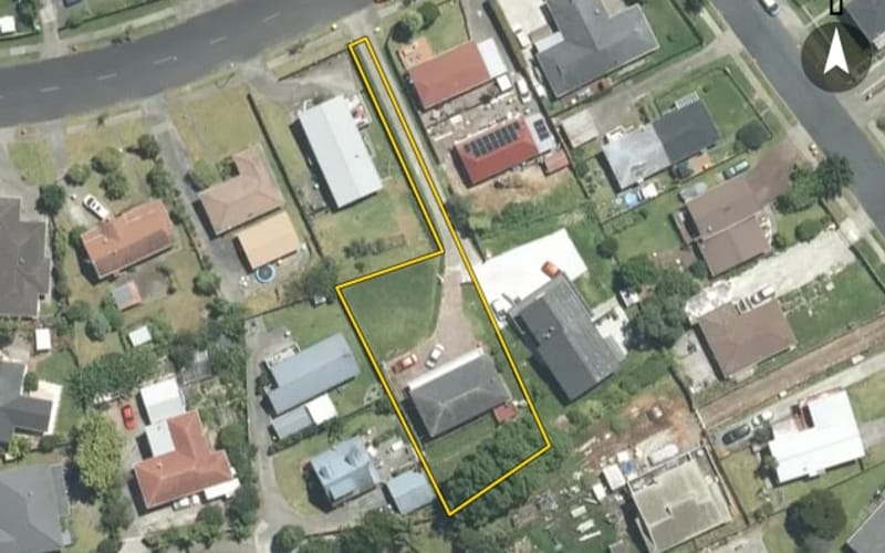 39 Charntay Avenue