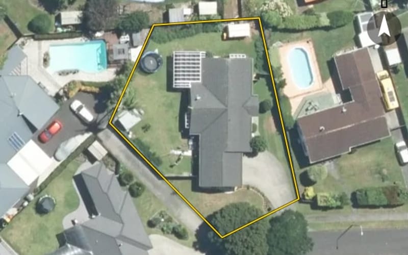 11 Donegan Place