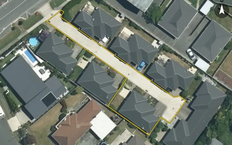 6 Holly Way