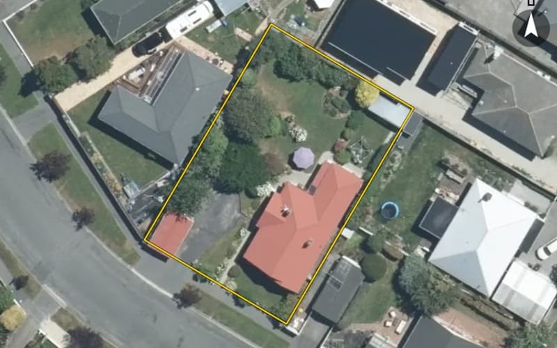 21 Hill View Crescent