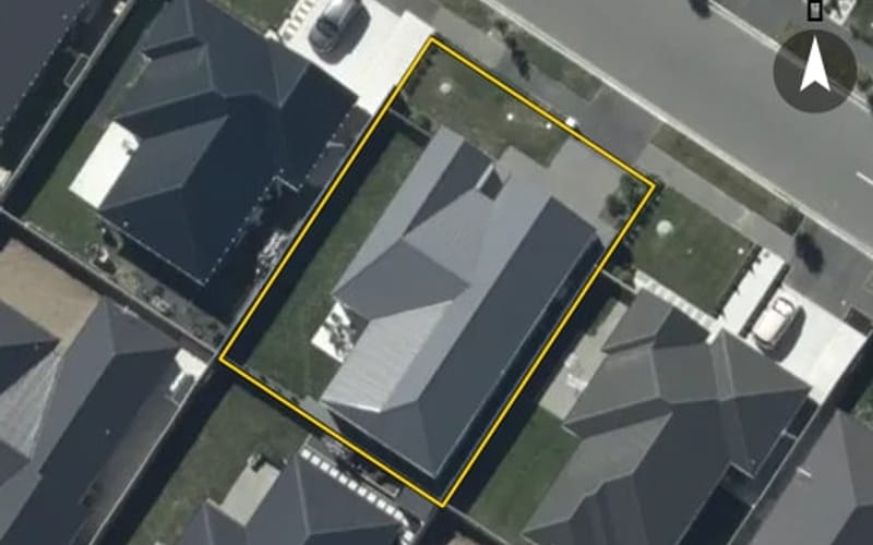 27 Larissa Road