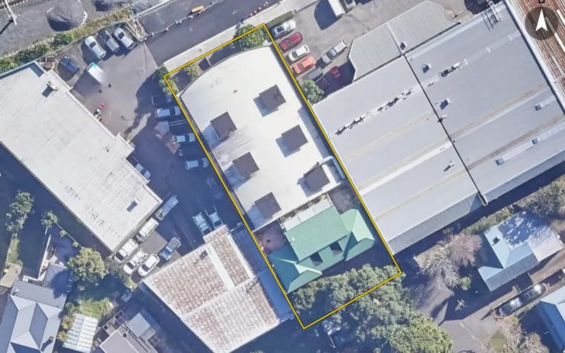 12 Haultain Street