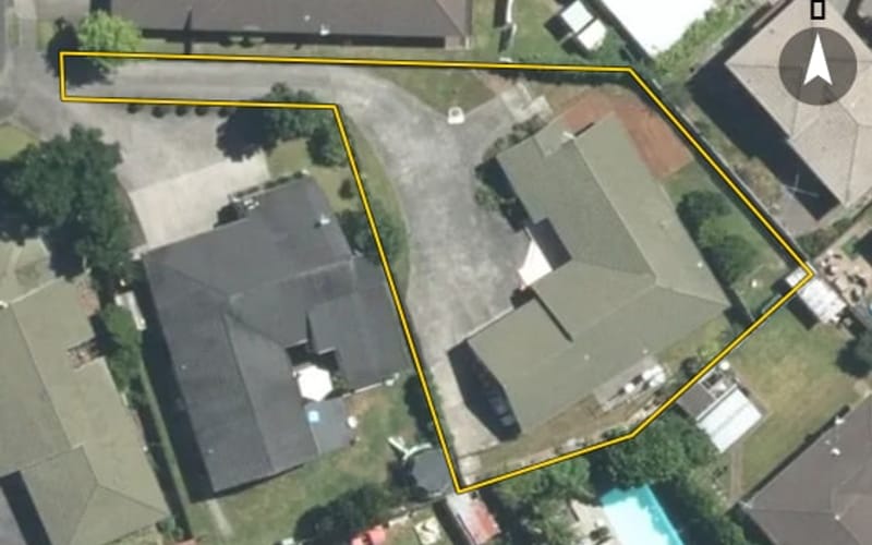 31 Len Garlick Place