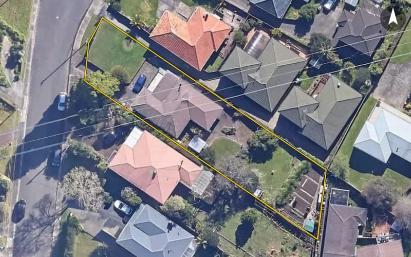 6 Eaton Road