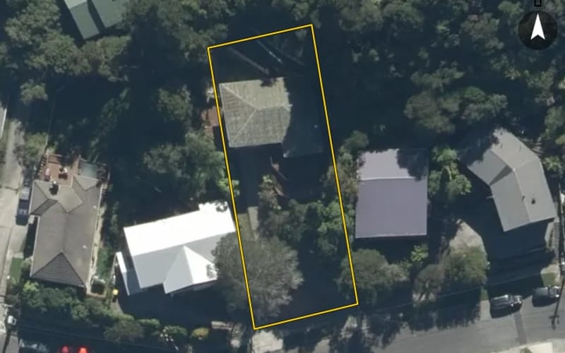 21 Lowry Crescent