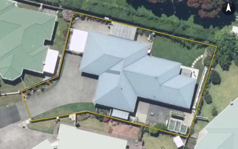 6 Loader Place
