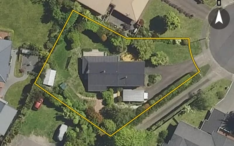 27 Wychwood Crescent