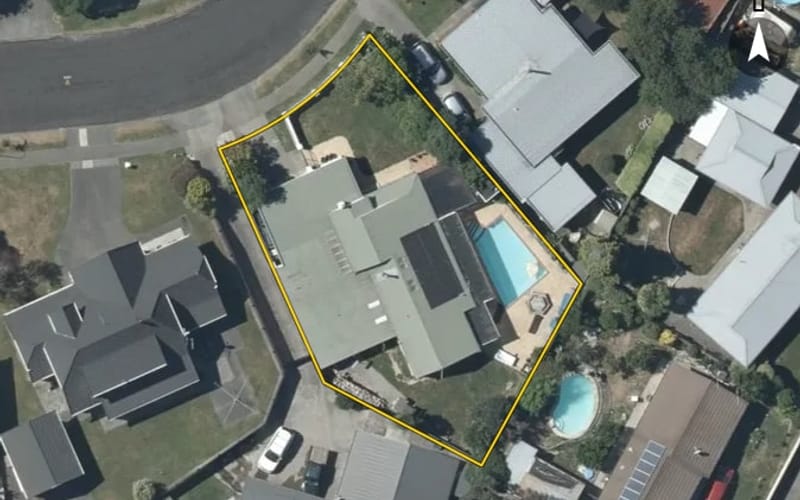 11 Donegal Crescent