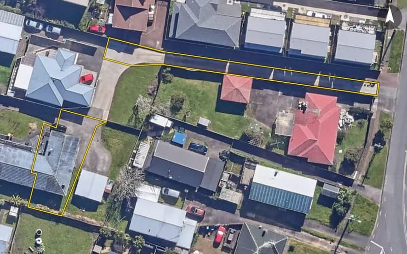 2/35A Somerset Road