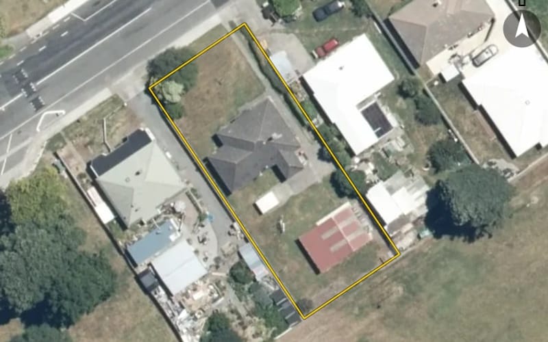 1203 Willowpark Road North