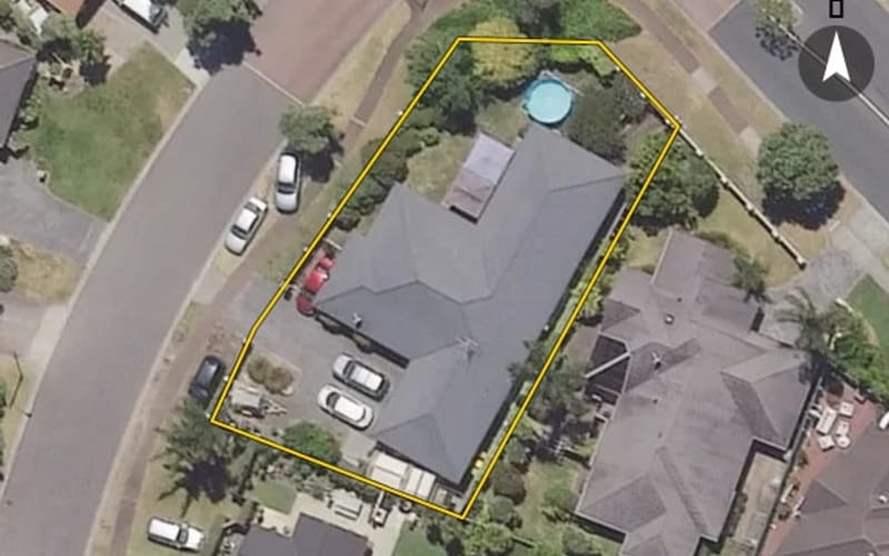 1 Araroa Place