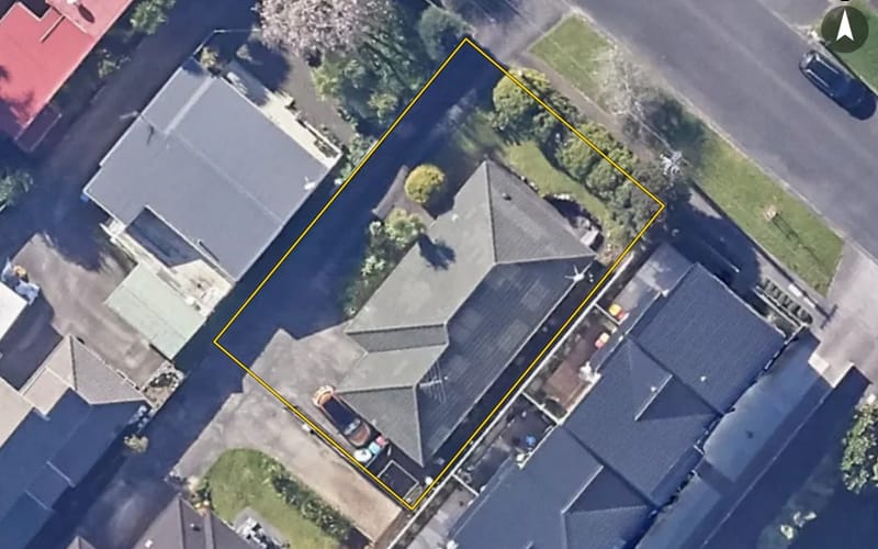 10 Knight Avenue