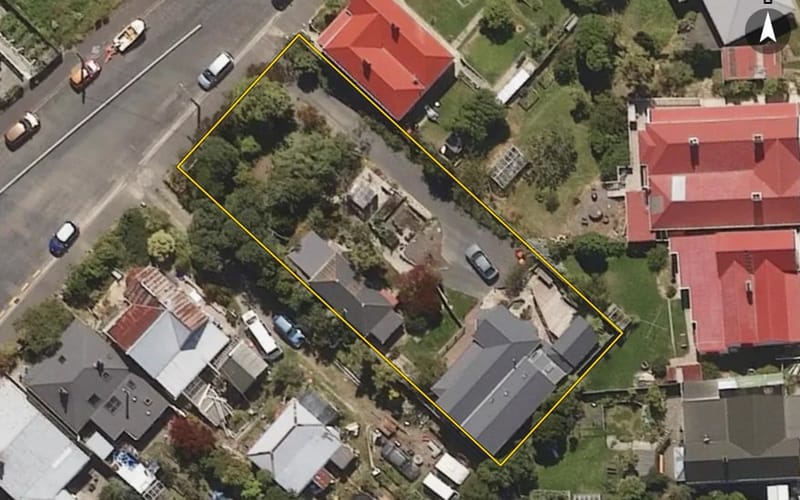 10 Currie Street
