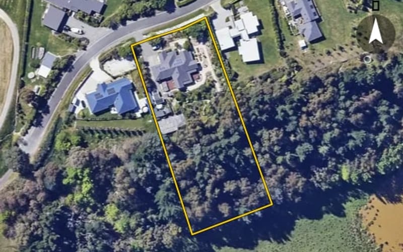 73 Fairbourne Drive