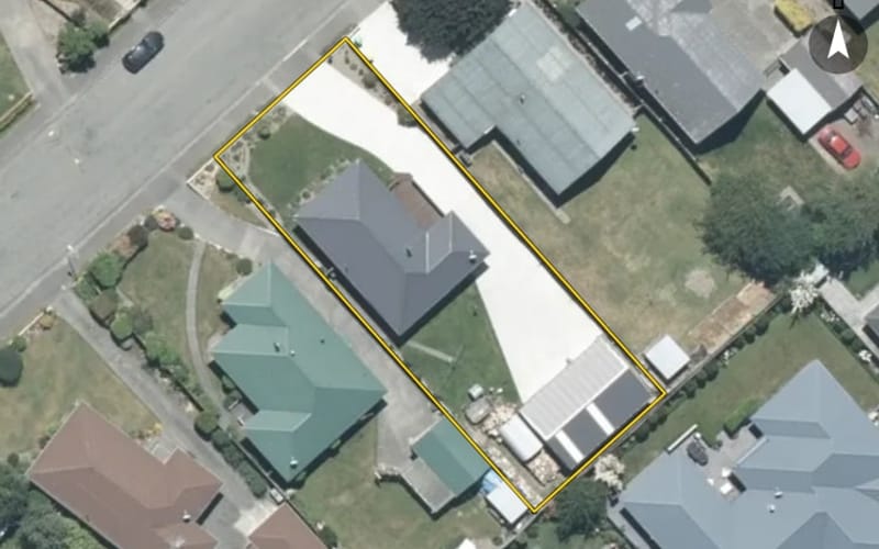 8 Bathurst Street