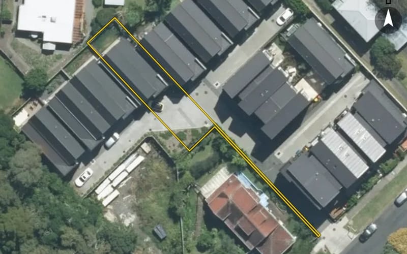 10 Te Uru Lane