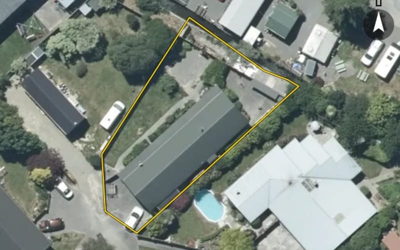 10 Ascot Place
