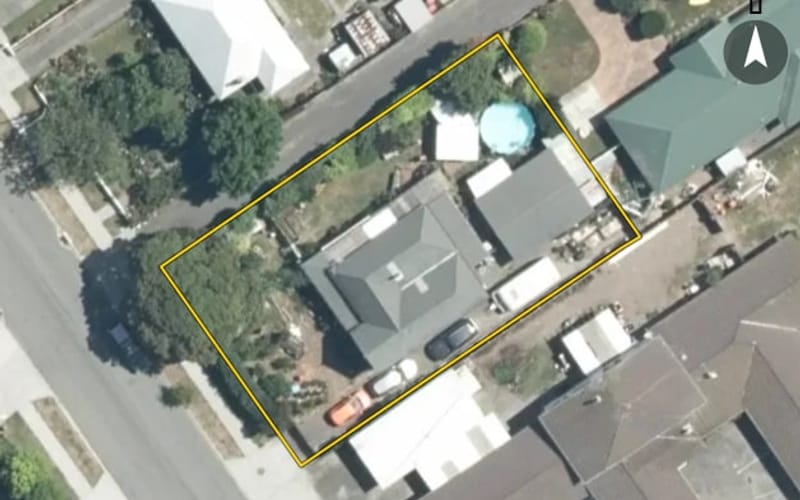 240 Warwick Road