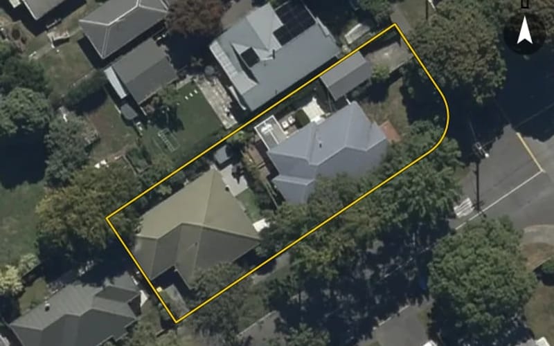 33 Dee Street