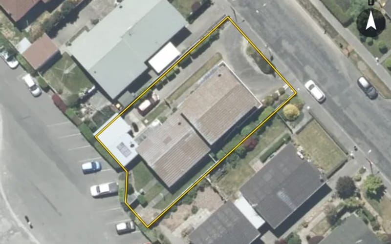 49 Churchill Avenue