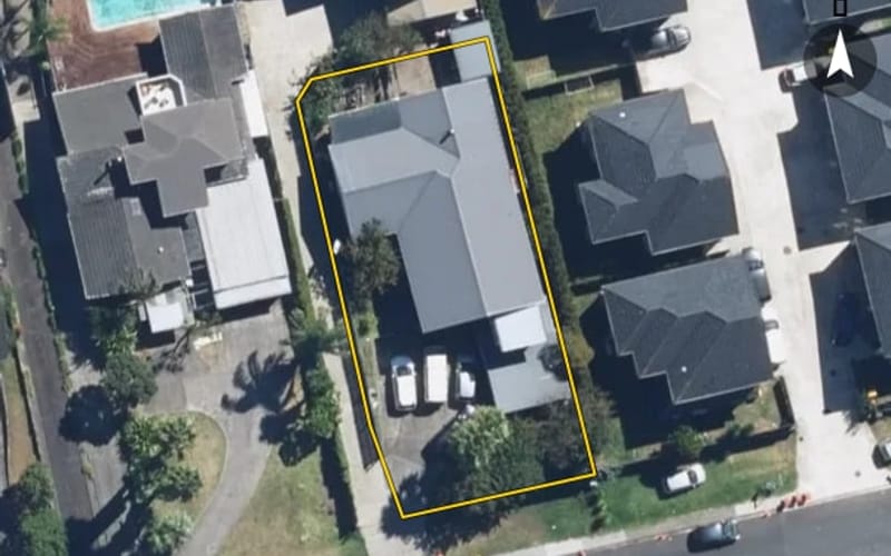 15 Grassways Avenue