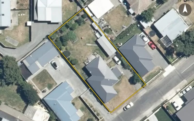 3 Oliphant Place