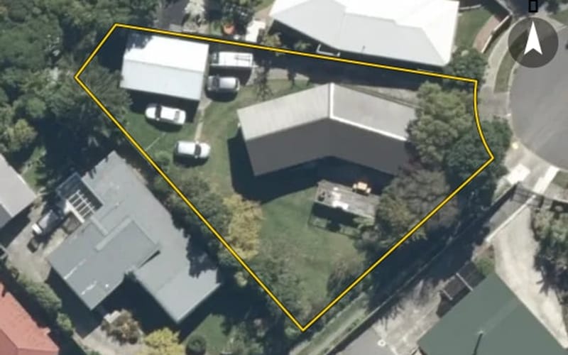 9 Holly Grove