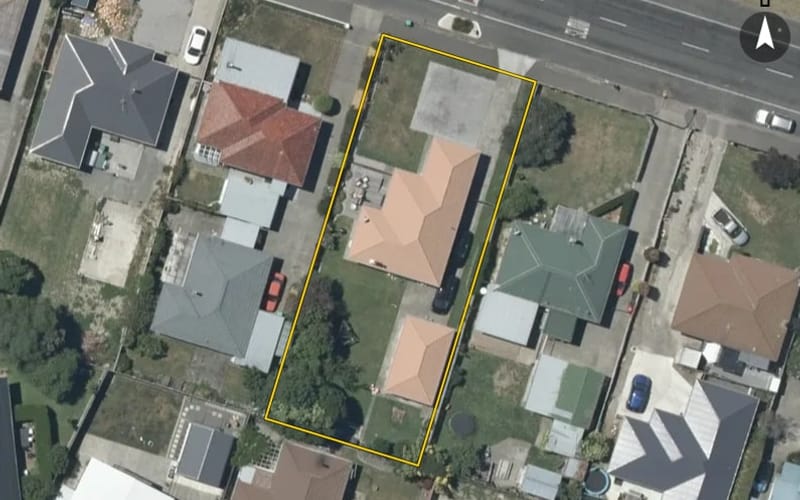 10 Riverbend Road
