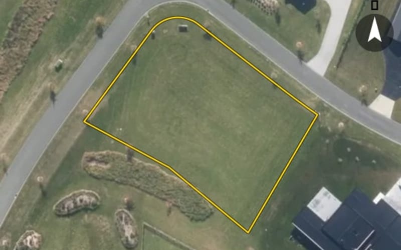 4 Colquhoun Way