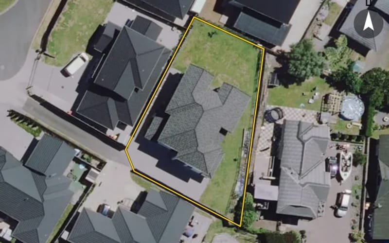 10 Purser Crescent