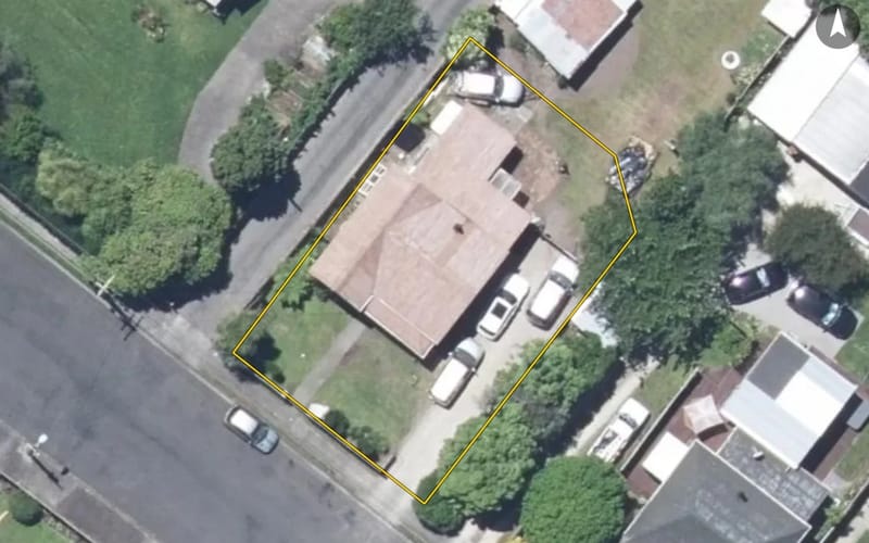 16 Spier Street
