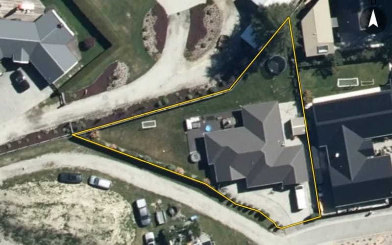 8 Larchmont Close