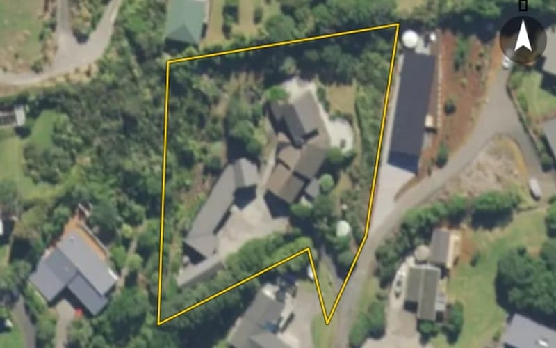 27 Dolphin Place