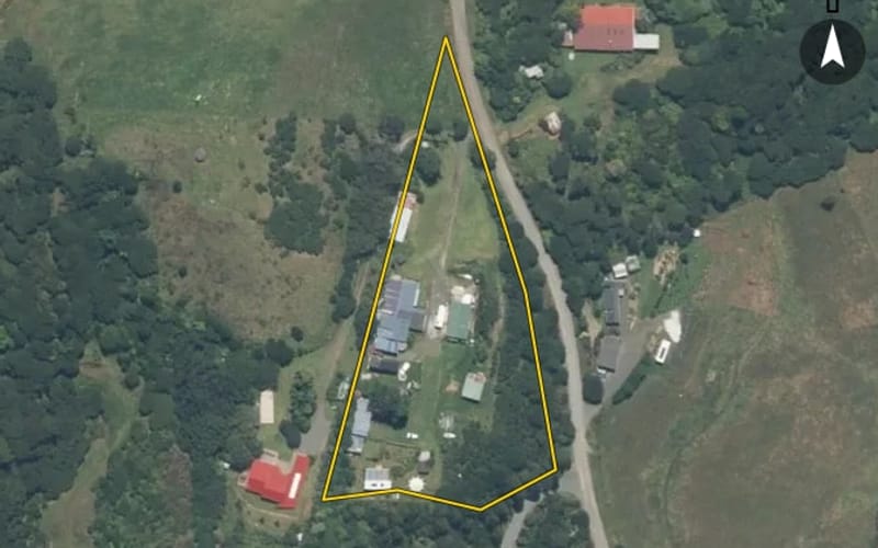 1784A Whaanga Road